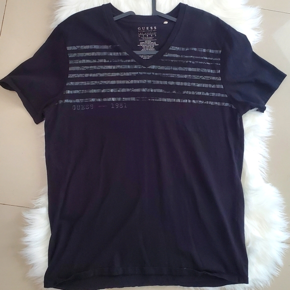 Guess shirt Large - Picture 1 of 3